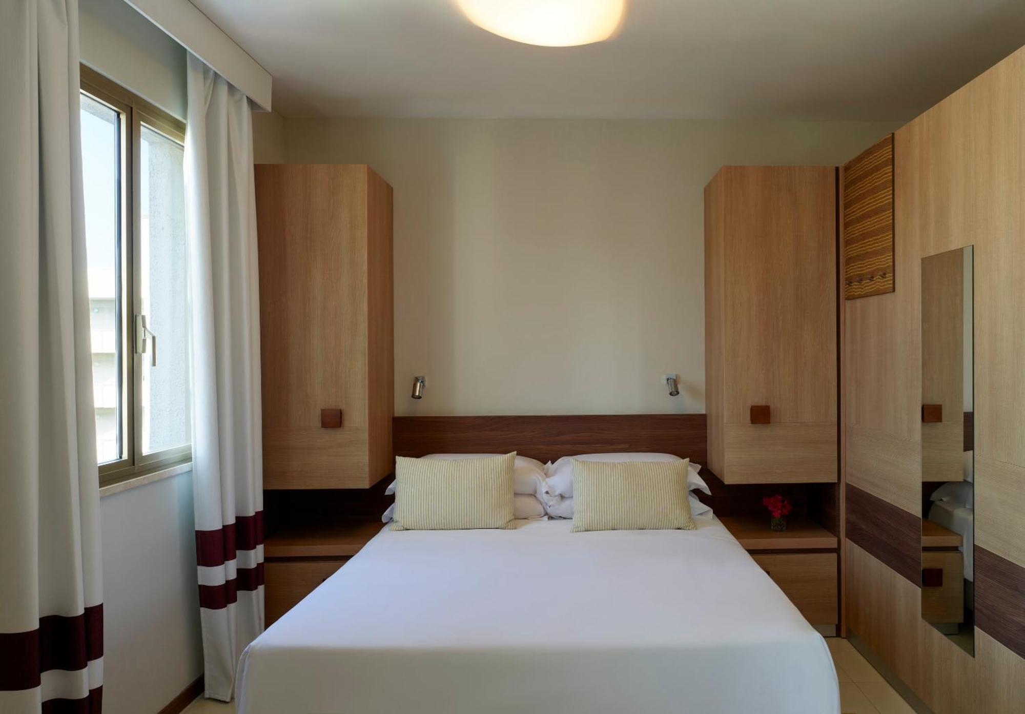 Serena Majestic Residence Монтезільвано Номер фото